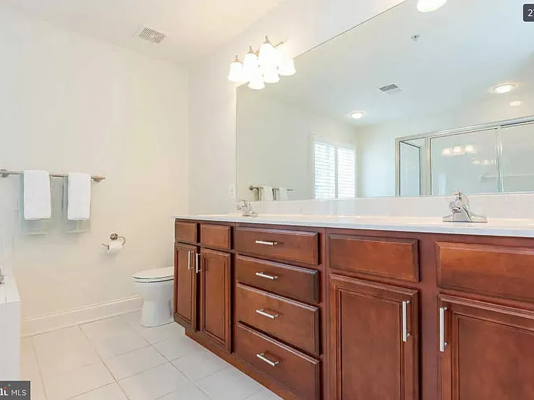 8042 Four Quarter Rd — Photo 24
