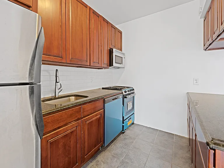 101 E 116th St #4F — Photo 4