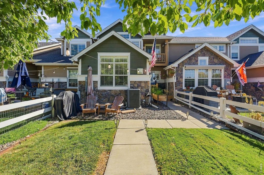 212 Rock Bridge Ln