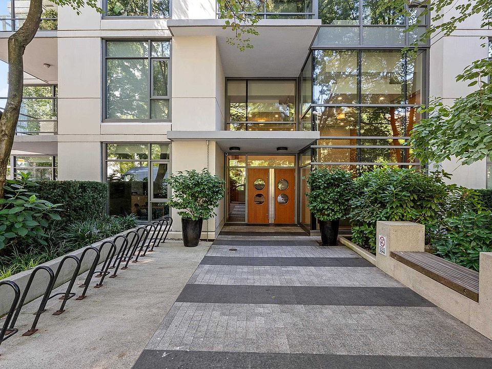 1st image of 135 W 2nd St #205