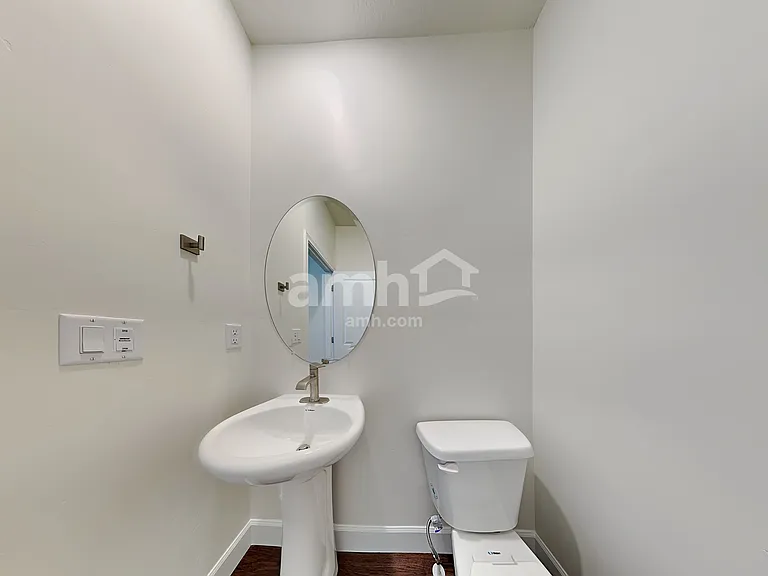 11078 S Trocadero Ave — Photo 8