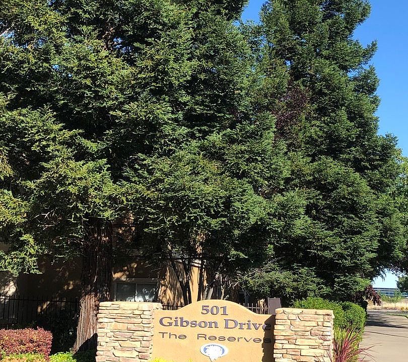 1st image of 501 Gibson Dr APT 621