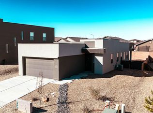 293 Wyatt Ave SW, Los Lunas, NM 87031