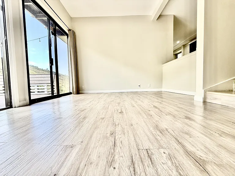 5341 Malu Pl — Photo 3