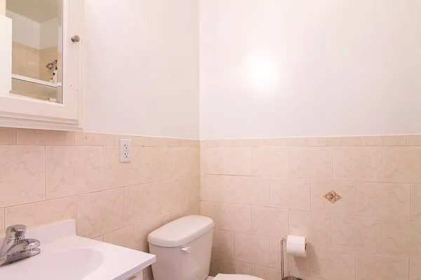 Rented by EXR | media 18