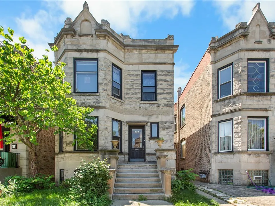 3311 W Wrightwood Ave #2