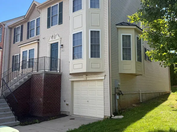 901 Mercer Dr, Hagerstown, MD 21742