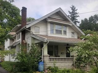 16700 Pilgrim Ave, Cleveland, OH 44111