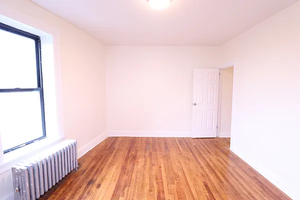 Rented by A&E Real Estate Management | media 12