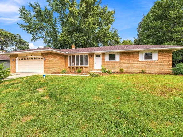 15747 Wagon Wheel N, Granger, IN 46530