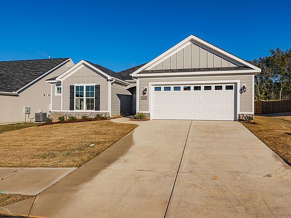 5th image of 7550 Paisley Cir