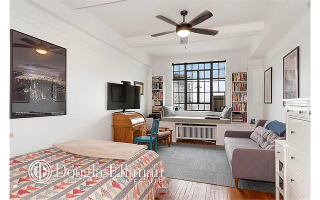 Rented by Douglas Elliman | media 10