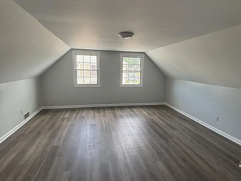 41 Messenger Ln — Photo 13