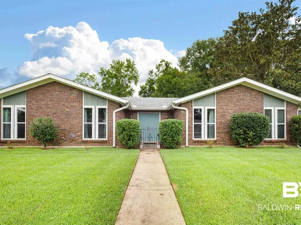 2274 Christopher Dr E, Mobile, AL 36609