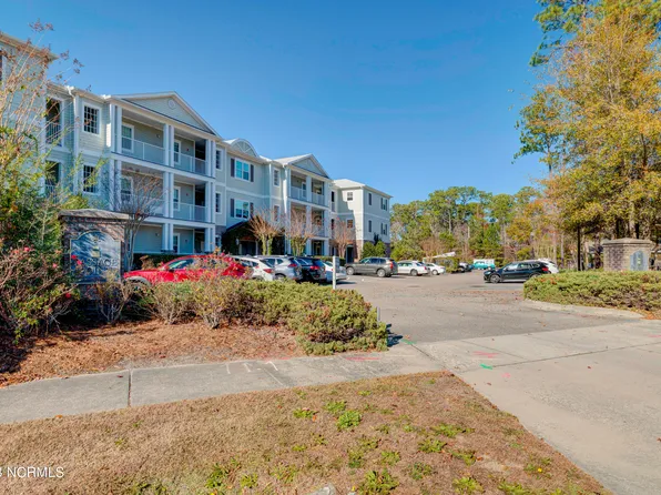 215 Valencia Court #102, Wilmington, NC 28412