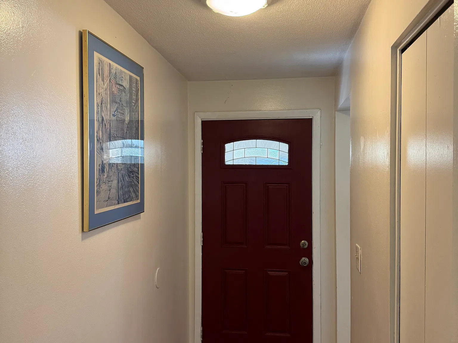 3 bed, 1352 sqft, $1,700 — Photo 2