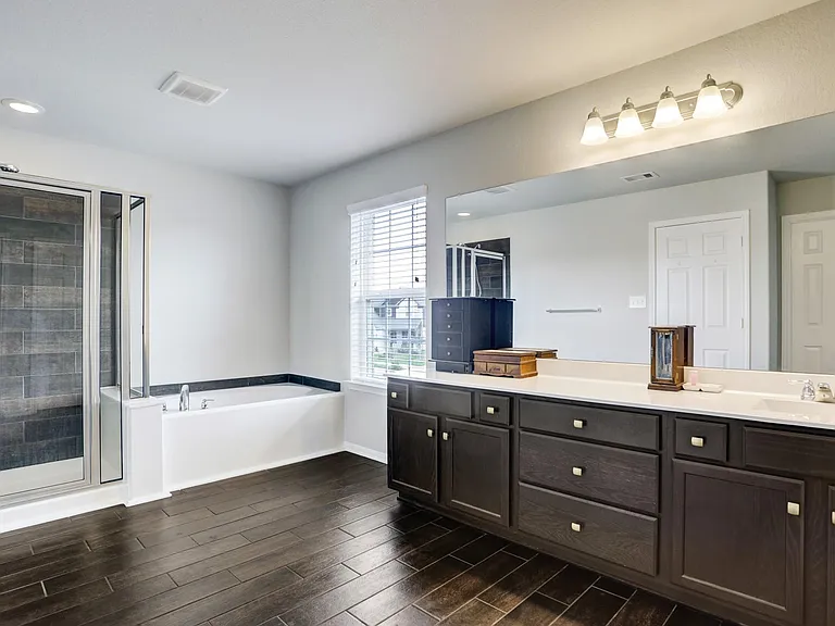 5414 Rustic Ruby Dr — Photo 9