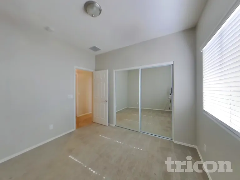 374 E Yellow Wood Ave — Photo 13