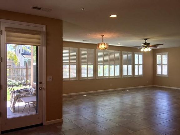 4th image of 1561 Countrywood Ln