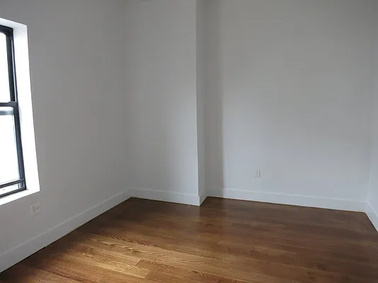 Rented by Bohemia Realty Group | media 14