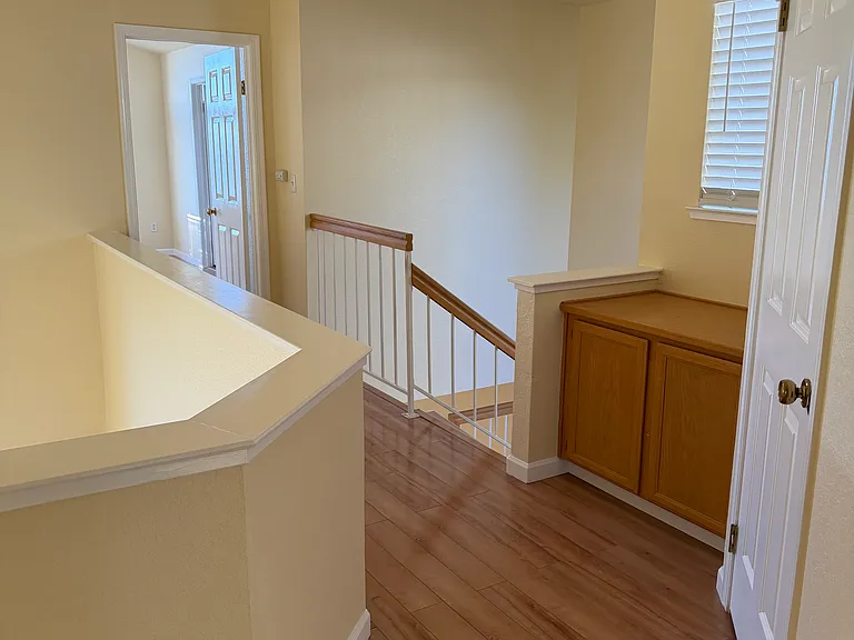 342 Wildrose Cir — Photo 2