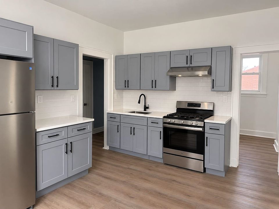 1st image of 51 Schley St #3