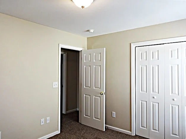 210 Equinox Cir — Photo 13