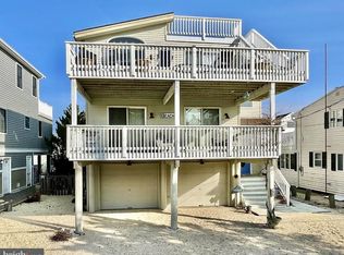 39 17th St, Surf City, NJ 08008