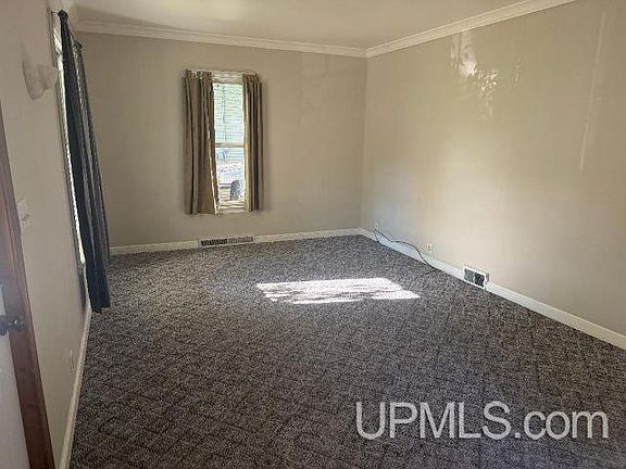 2nd image of 1011 Stockbridge Ave