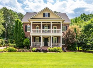 105 Parmalee Ct, Cary, NC 27519