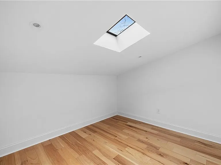1217 Fairfield Dr — Photo 20