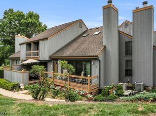 127 Tulip Ln, Basking Ridge, NJ 07920