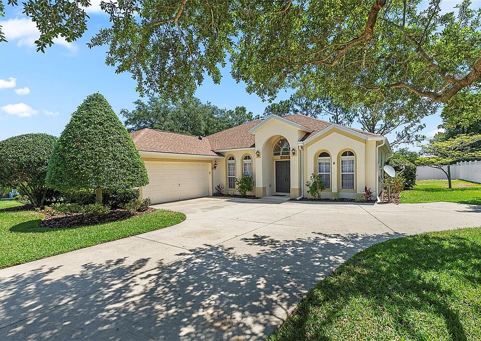 1st image of 13926 WELLINGTON LANE
