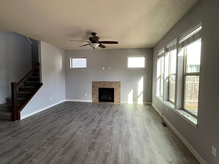 15011 NE 83rd Cir — Photo 9