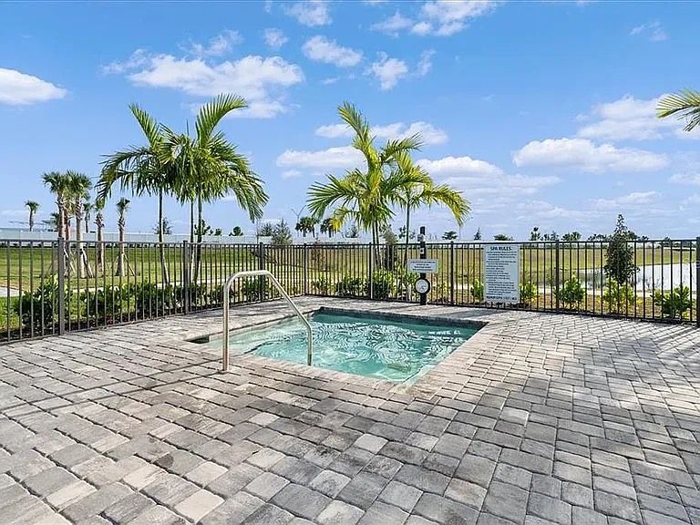 15235 Sunny Day Dr — Photo 34