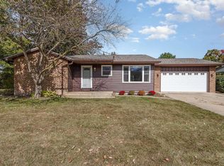 5732 Willowbrook Dr, Saginaw, MI 48638