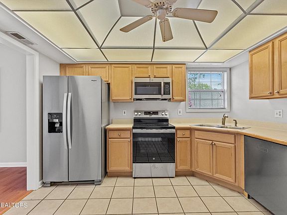 5th image of 8603 Braveheart Way
