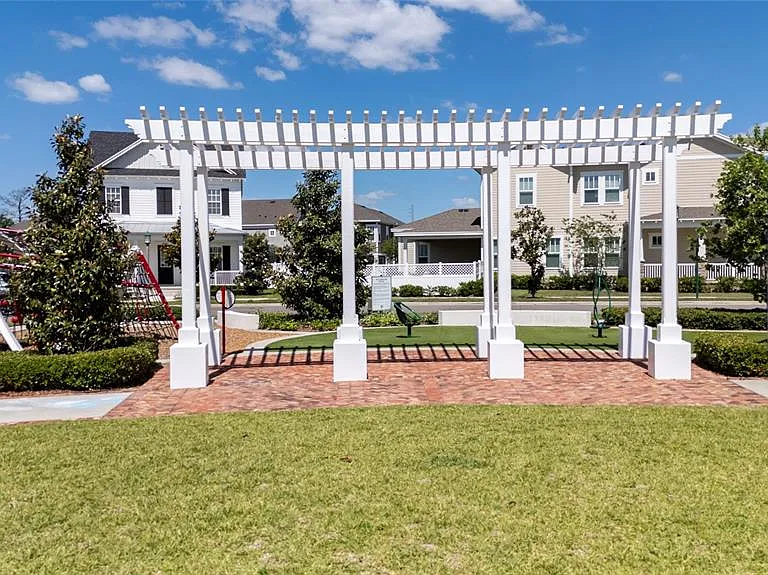 2426 Celebration Blvd — Photo 36