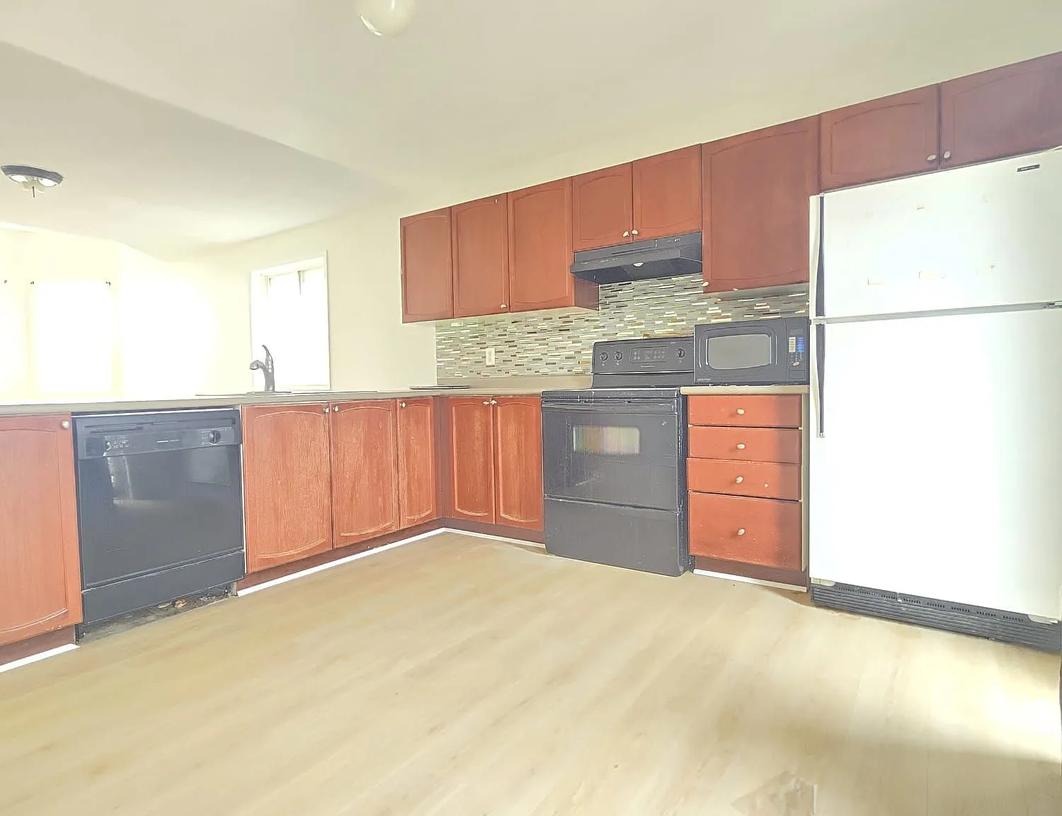 2 bed, $2,195 — Photo 2