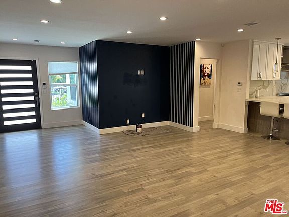 5th image of 17141 Sherman Way
