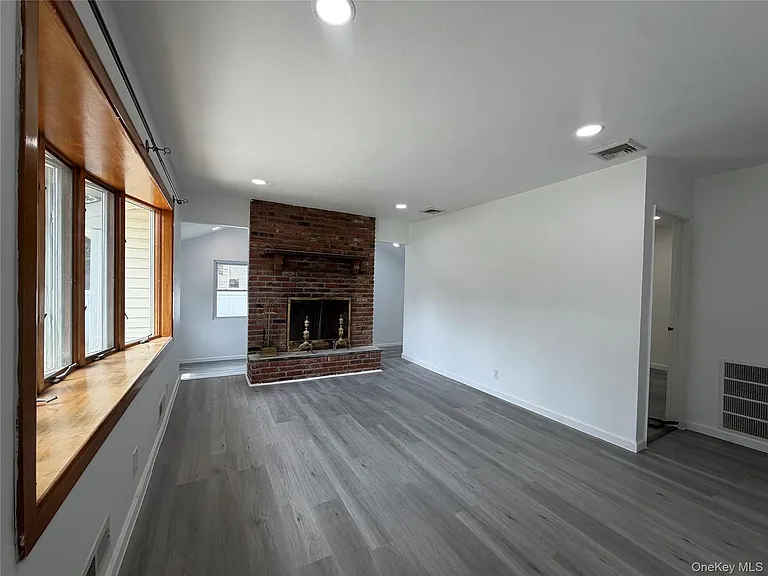 3 Grand Haven Dr — Photo 2