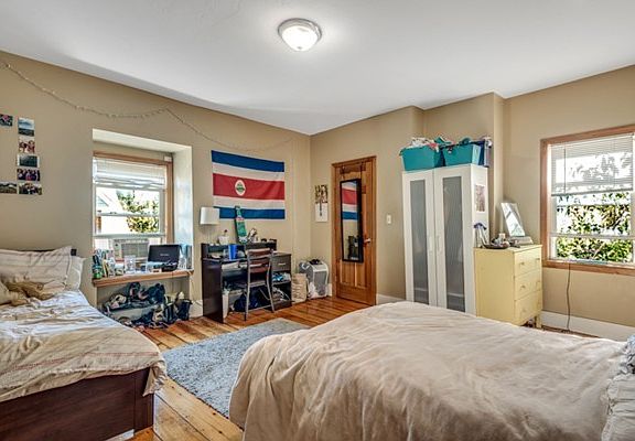 3rd image of 9 Sewall St #2