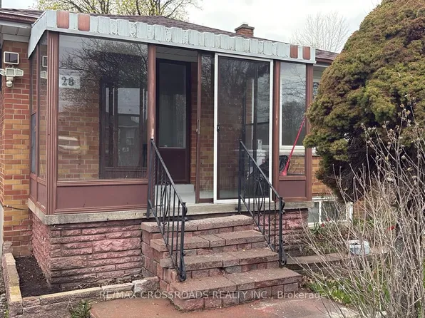 28 Brenda Cres, Toronto, ON M1K 3C4