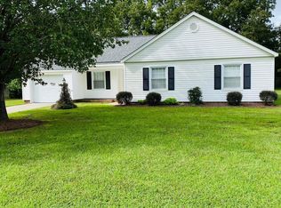 303 King Arthur Rd, Greenville, NC 27858