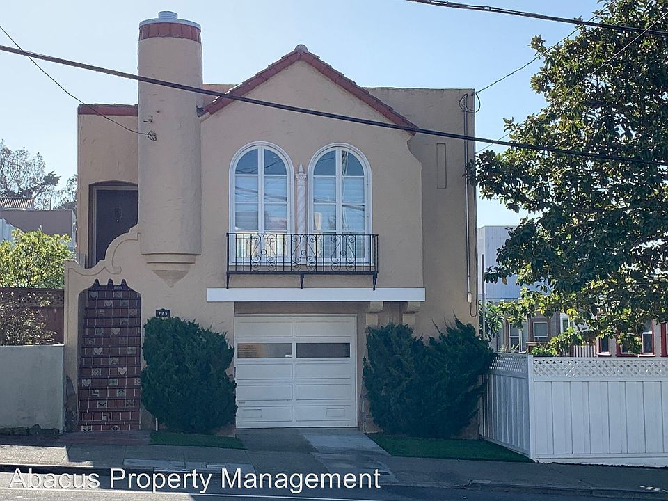 1st image of 725 Vicente St