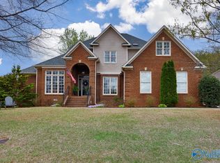 2616 Bransford Trl SE, Owens Cross Roads, AL 35763