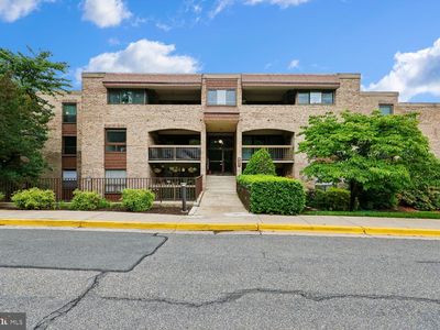 421 Christopher Ave APT 14, Gaithersburg, MD, 20879