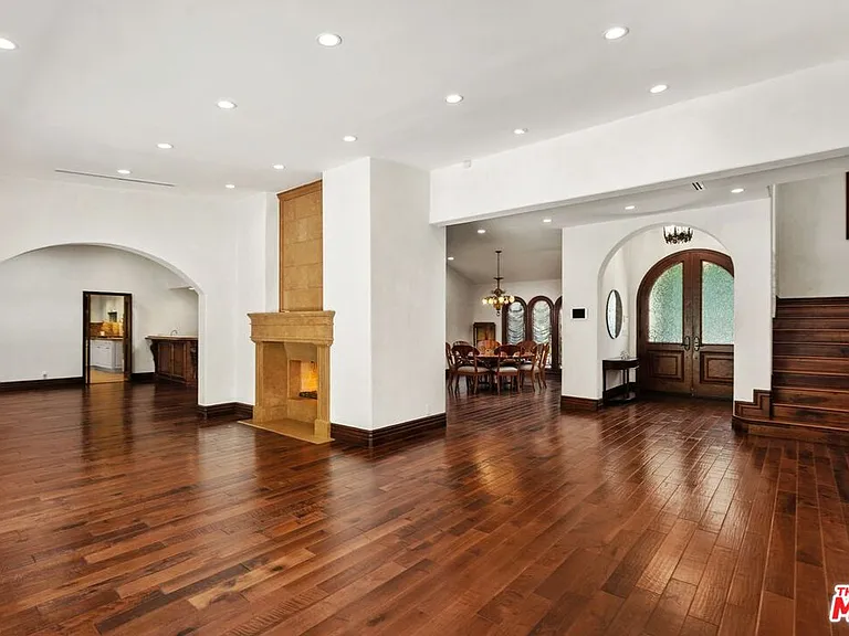 2108 San Ysidro Dr — Photo 10