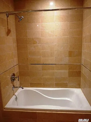 Rented by Prime Realty | media 25