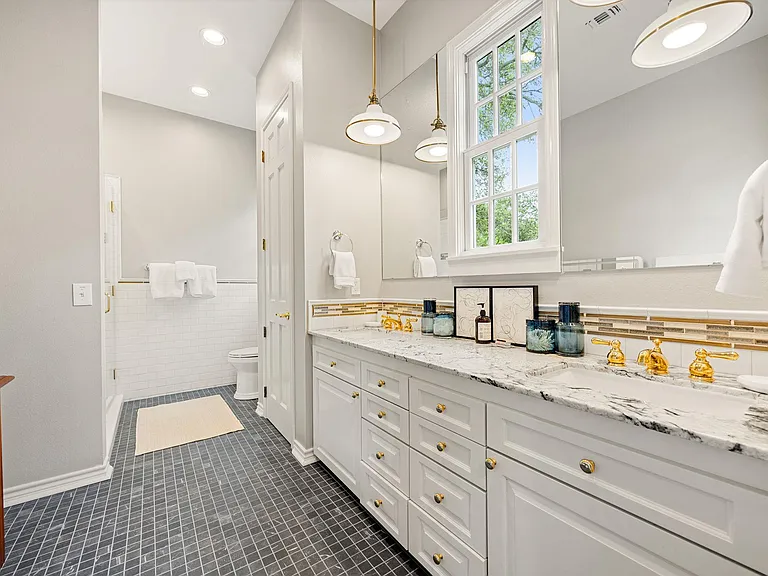 12900 Newberg Rd — Photo 19